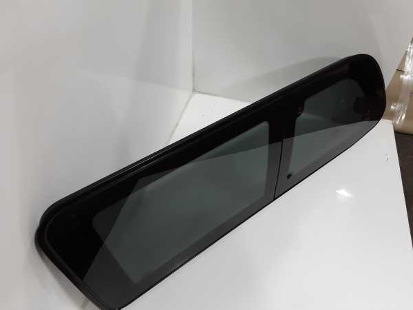 SJS SUT LH Side POP OUT window